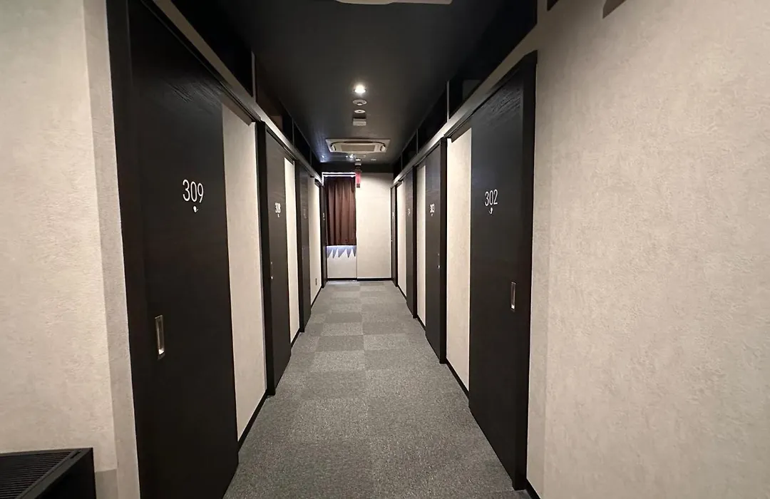 Hotel Capsule Inn Shizuoka-1