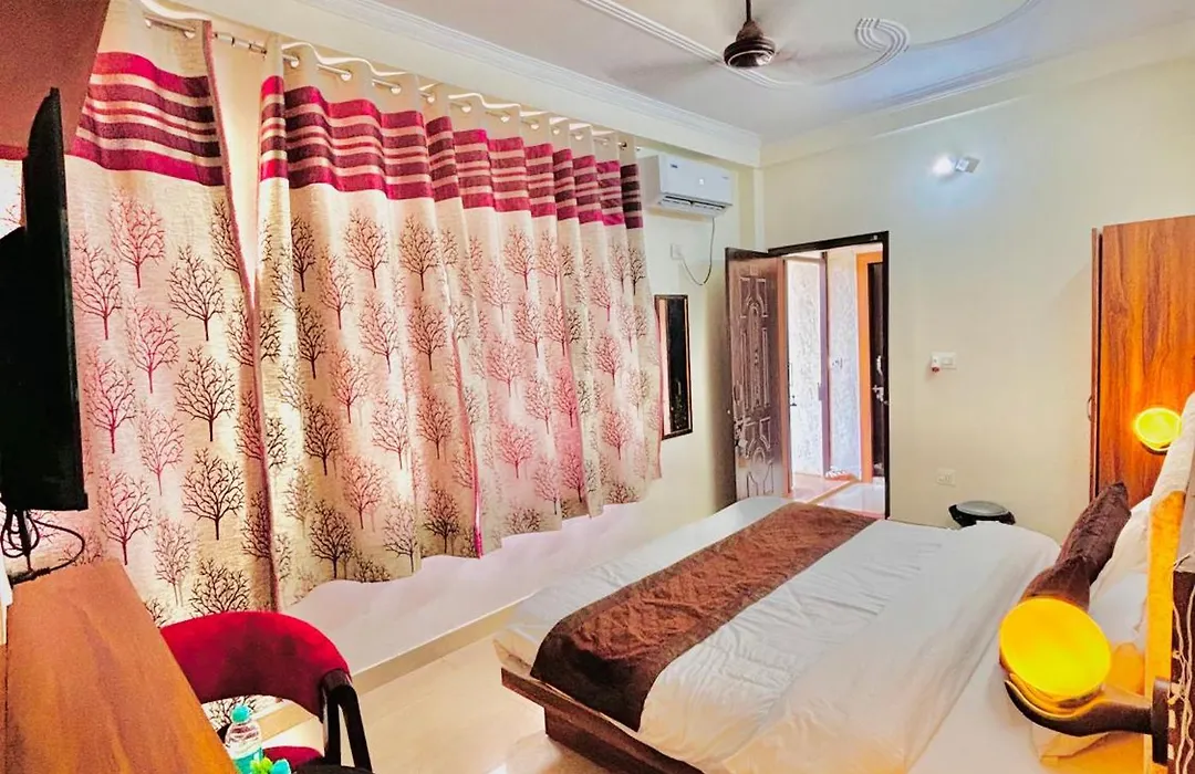 Trinetra Guest House-1