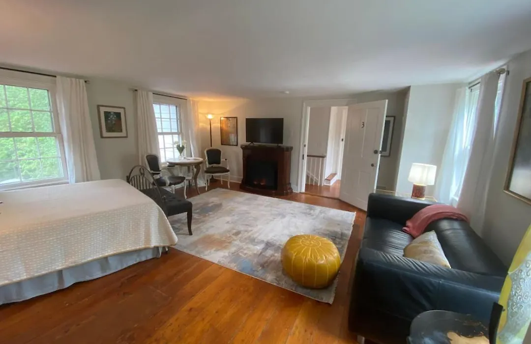 Trouvaille House Suite 3 Klimt Suite-1