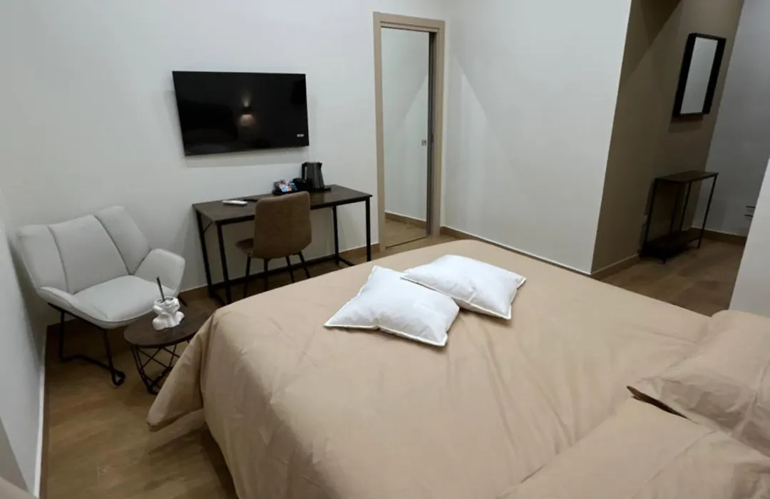 Somnia Luxury Rooms-1