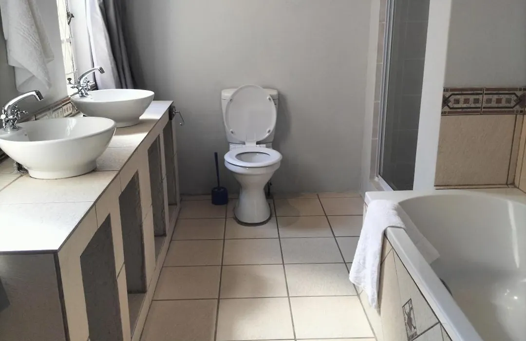 Yes Please Guest Rooms-1