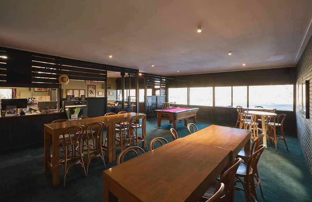 Alpine Inn-1