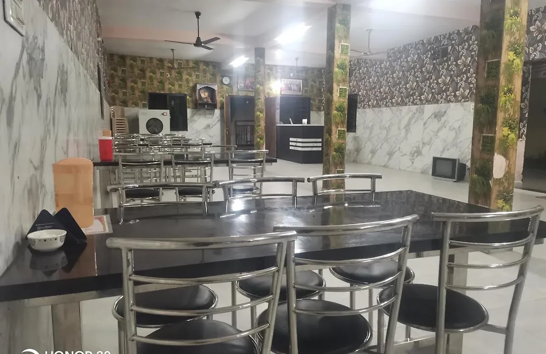 Amarjyoti Family Restaurant And Hotel-1