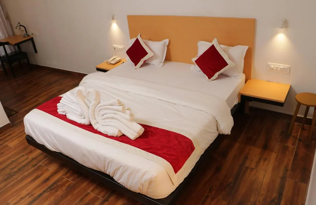 Parivar Comfort Luxury Rooms-1