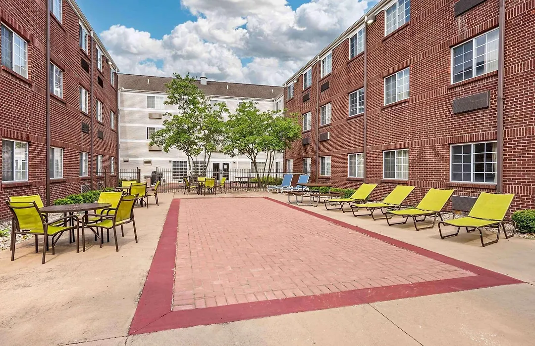 Extended Stay America Suites - Cincinnati - Blue Ash - Reed Hartman-1