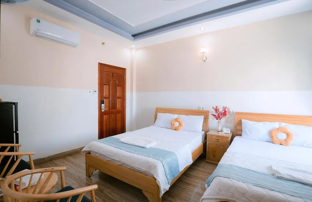 Hotel Nắng-1