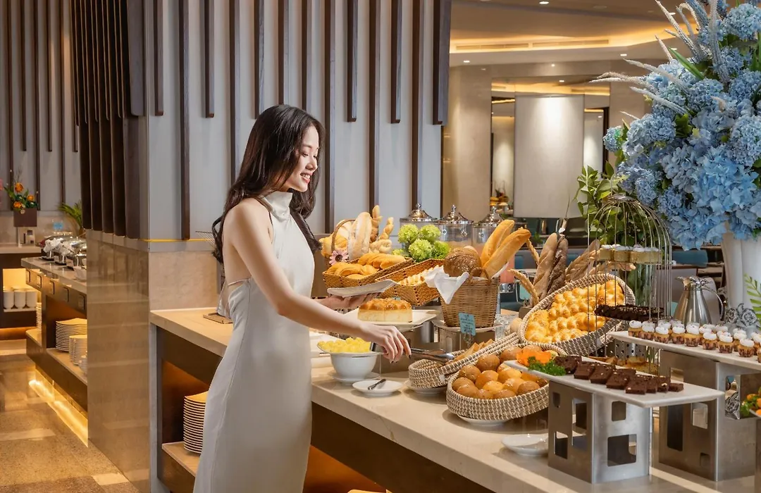 Green Beach Hotel Nha Trang-1