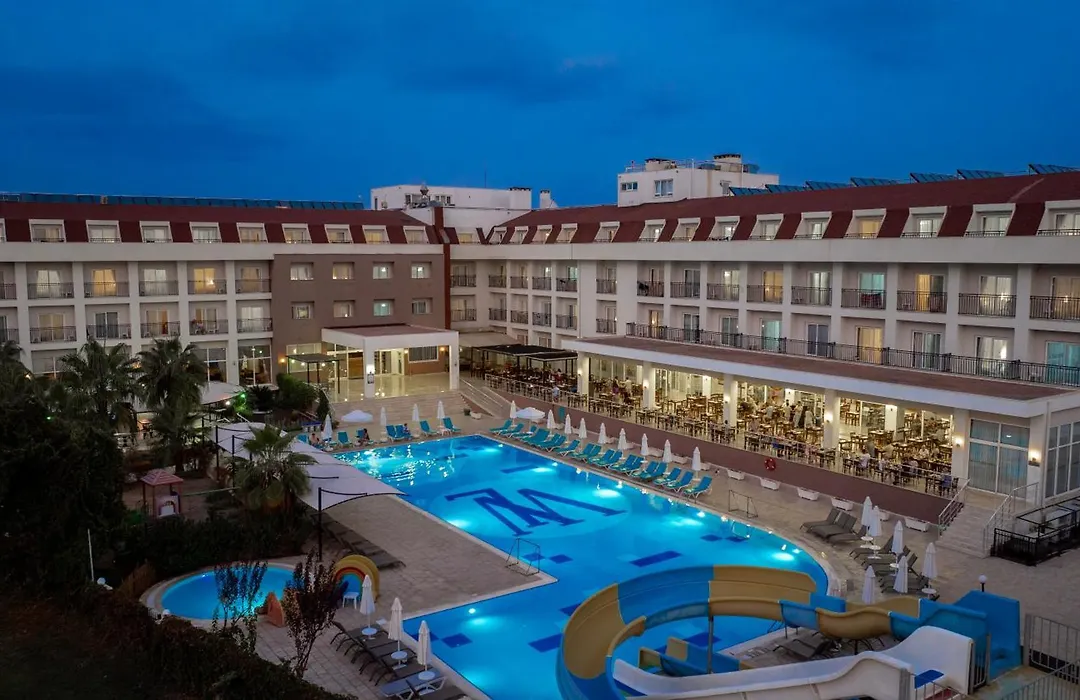 White Lilyum Hotel-1