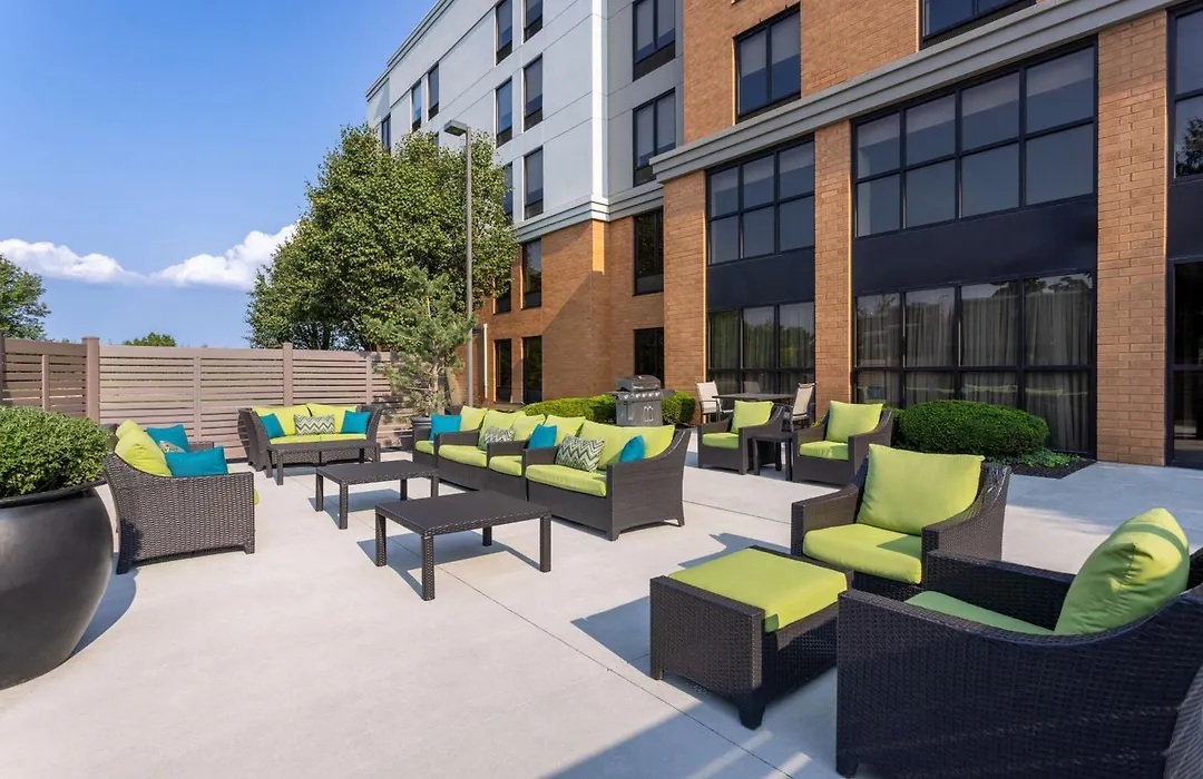 Hampton Inn & Suites Valley Forge/Oaks-1