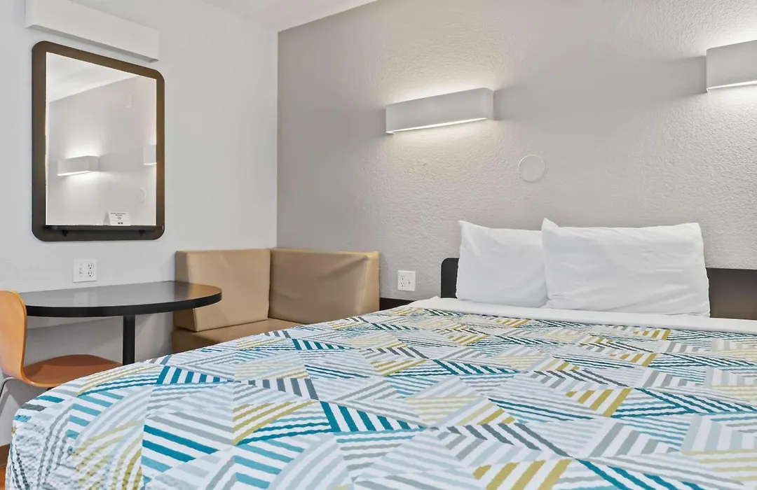 Motel 6-Ventura, Ca - Beach-1