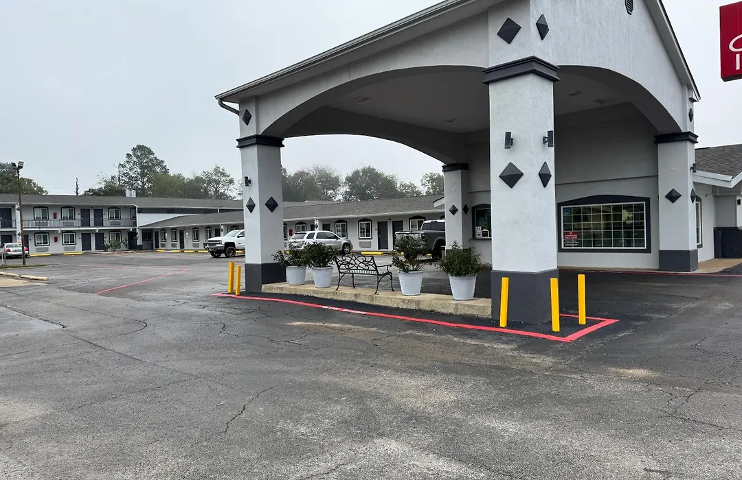Continental Inn And Suites Nacogdoches Tx Sfa University Downtown-1