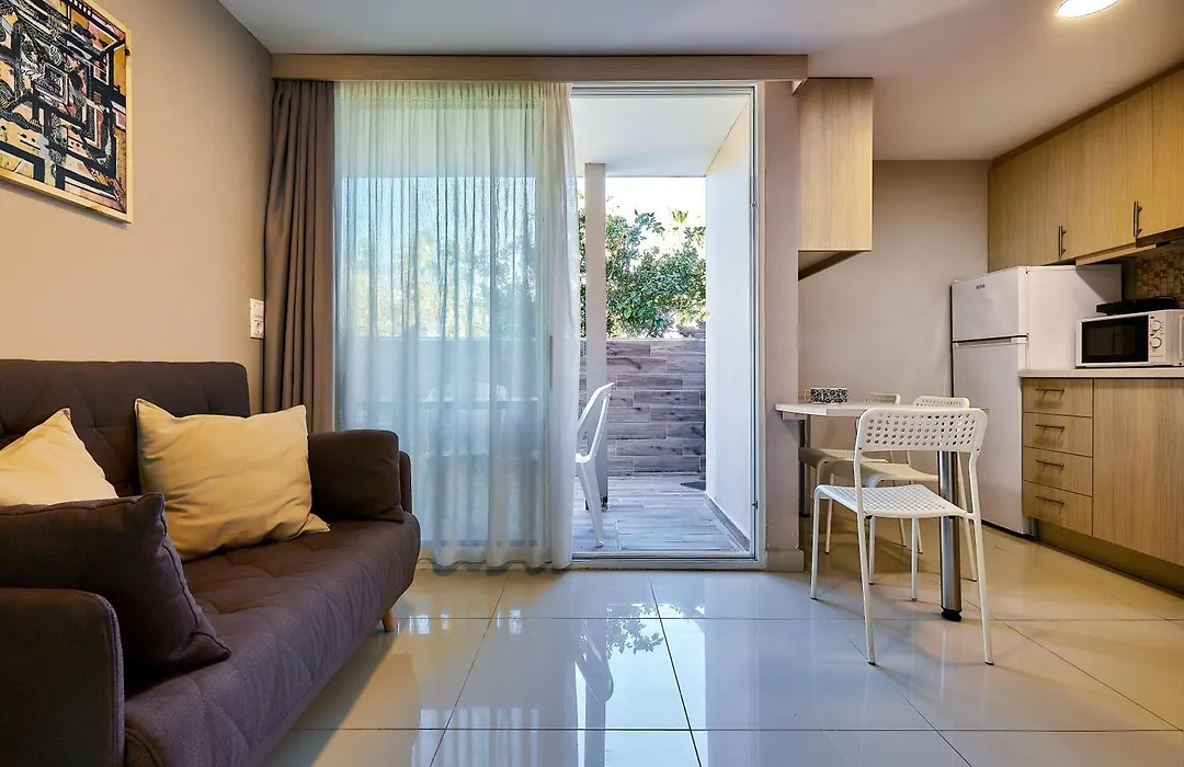 Dorian Boutique Hotel-Apartments-1