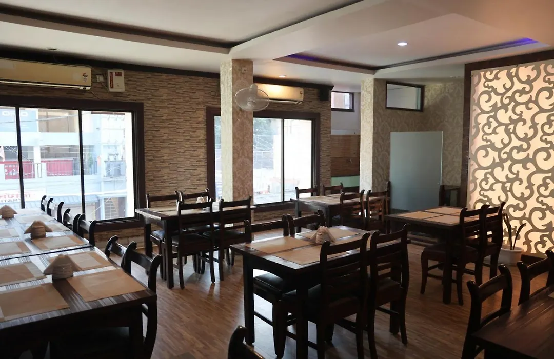 Hotel Embassy-1