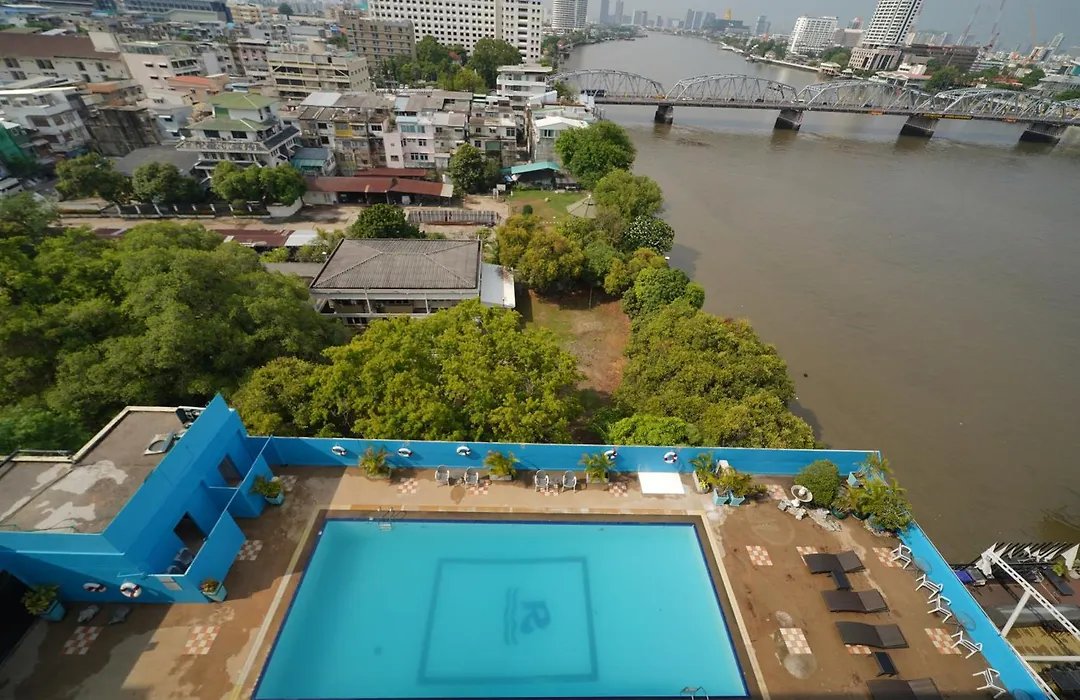 Riverside Bangkok Hotel-1