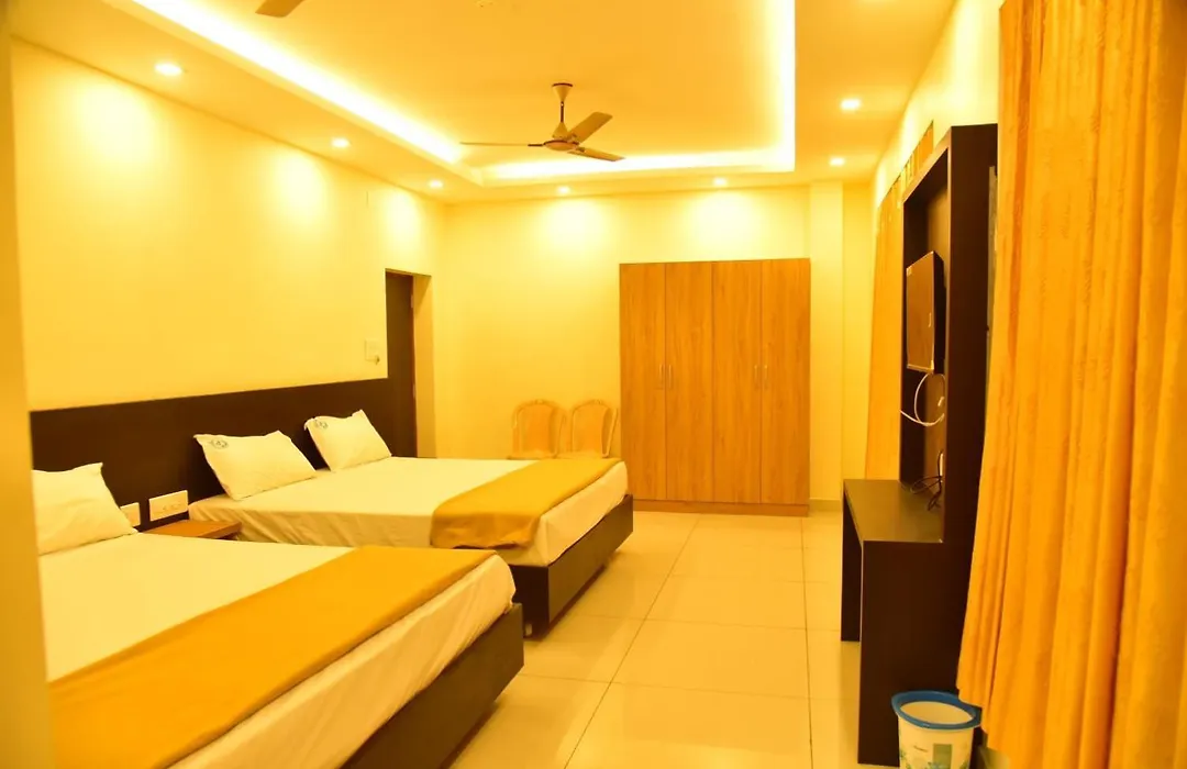 Hotel Devis Velankanni-1
