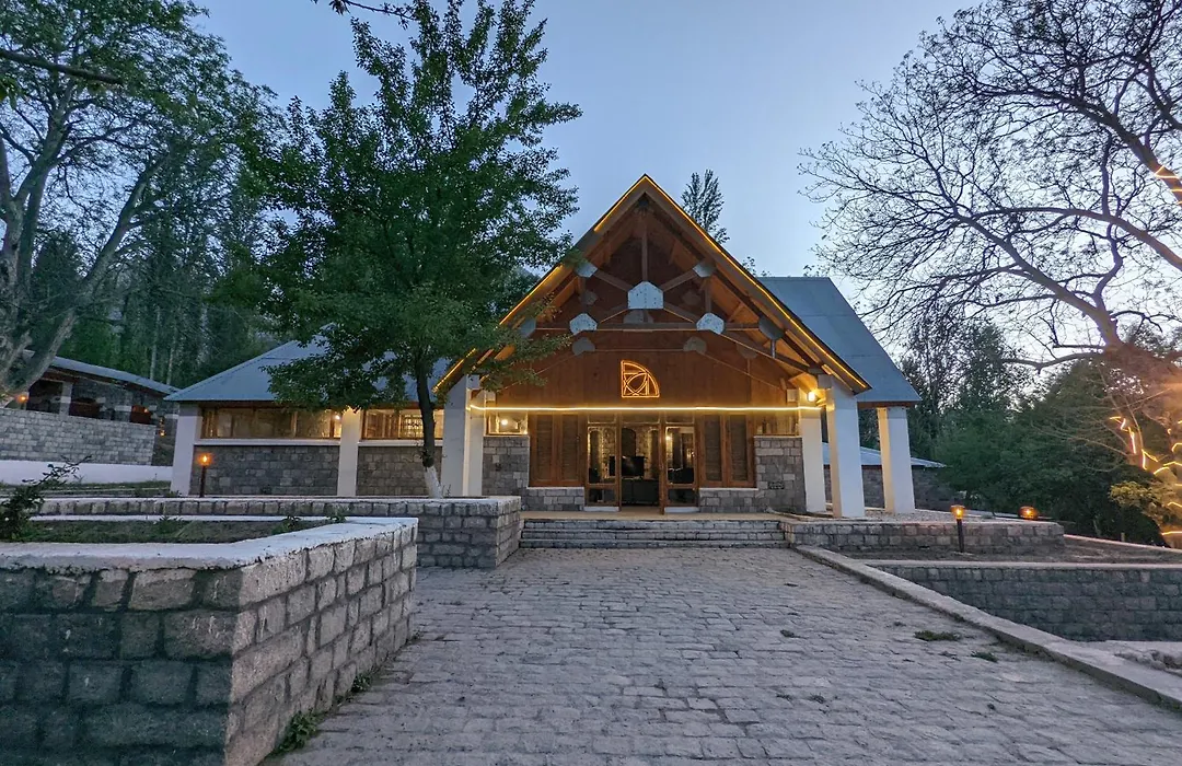 Destination Hotel Khaplu-1
