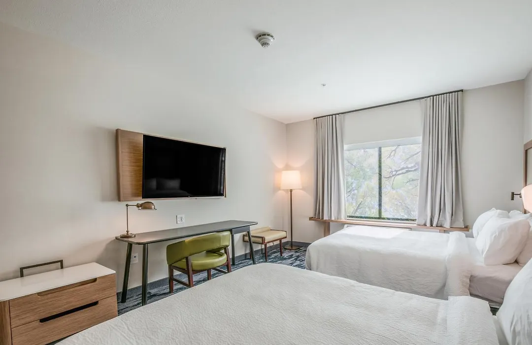 Holiday Inn Express & Suites Platteville By Ihg-1