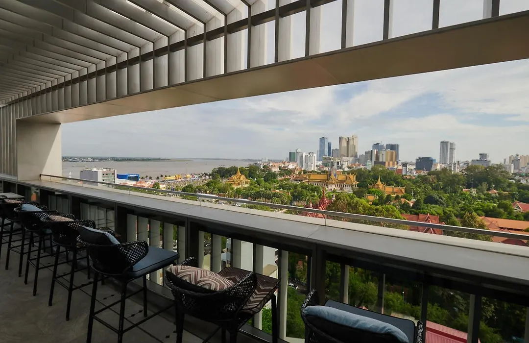 Hyatt Regency Phnom Penh-1