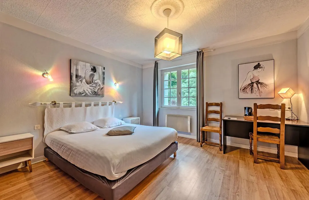 Logis Hotel De La Corniche-1
