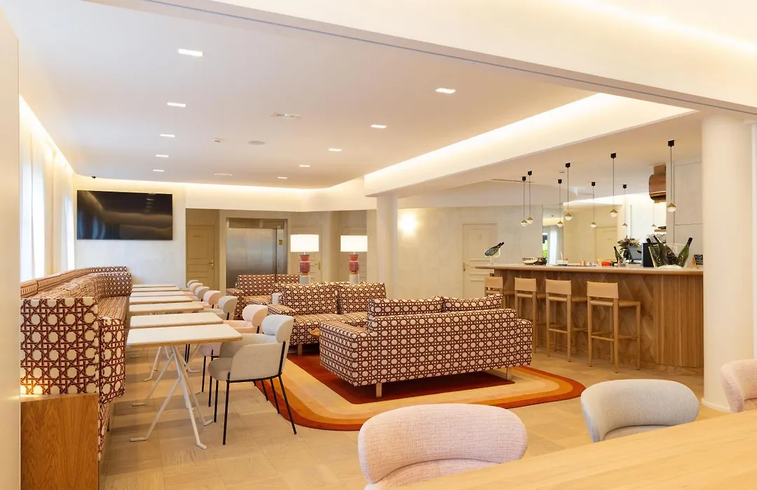 Le Plessis Grand Hotel-1