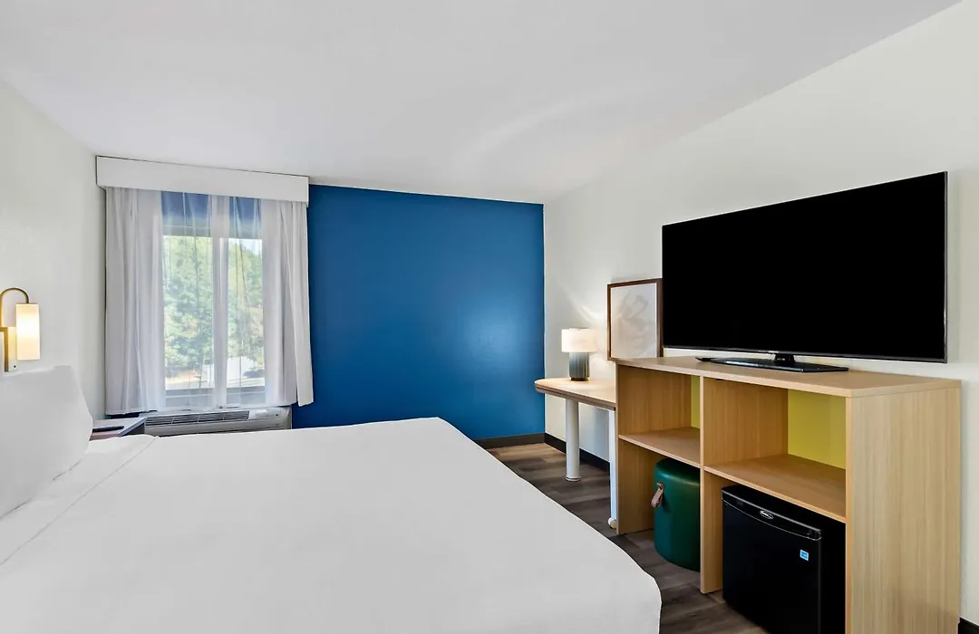 Spark By Hilton Winston-Salem University-1