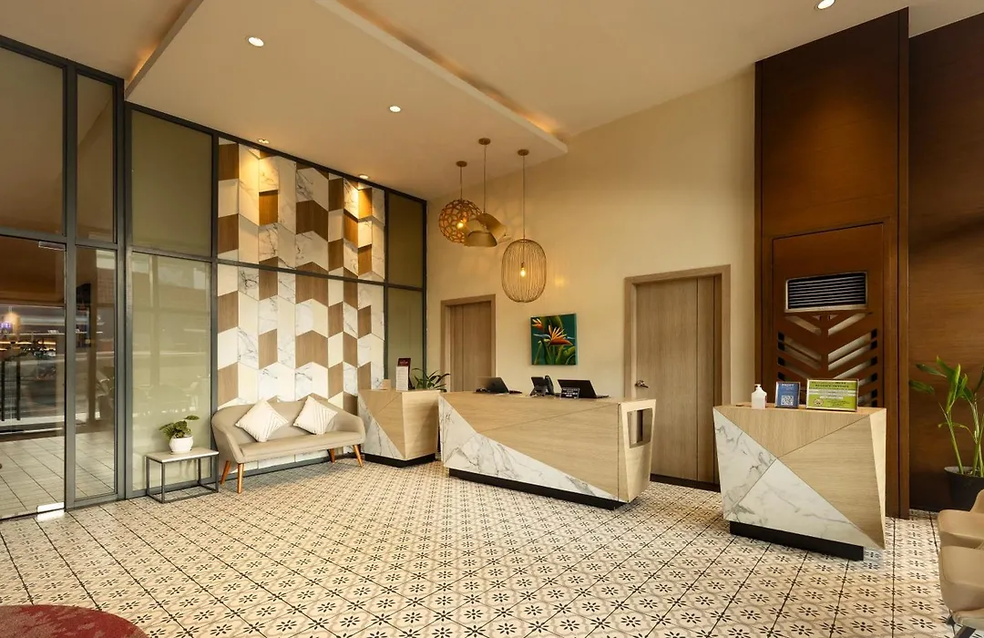 Summit Hotel Greenhills-1
