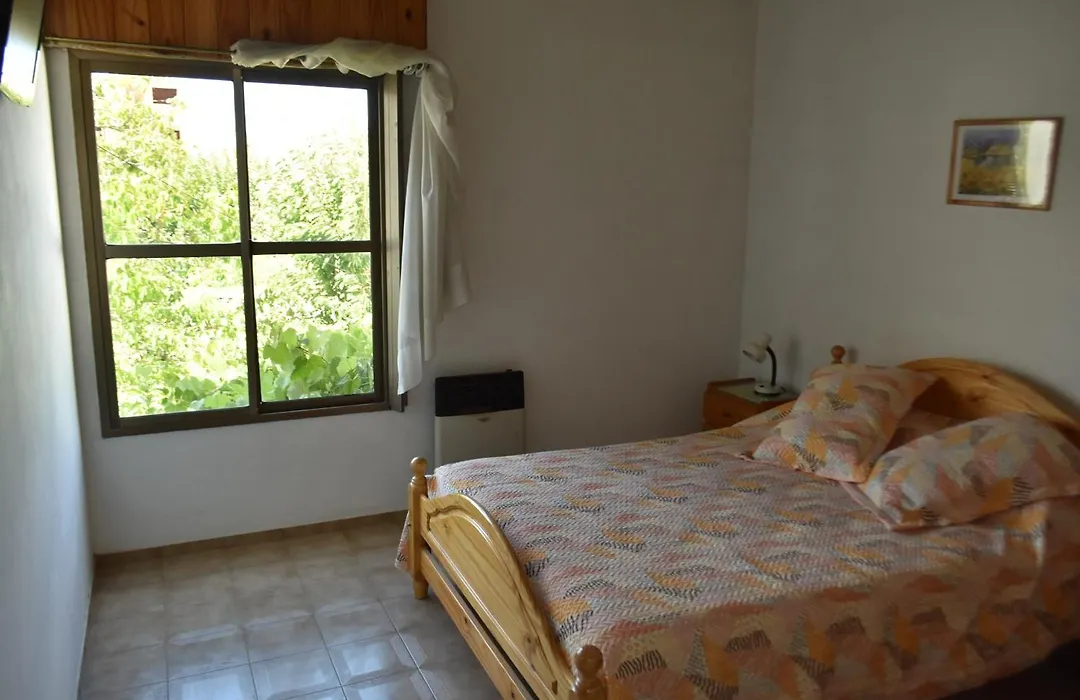 Hostal Madryn-1