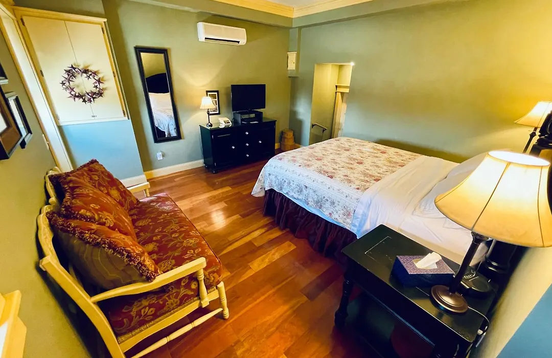 The Vintage Inn-1