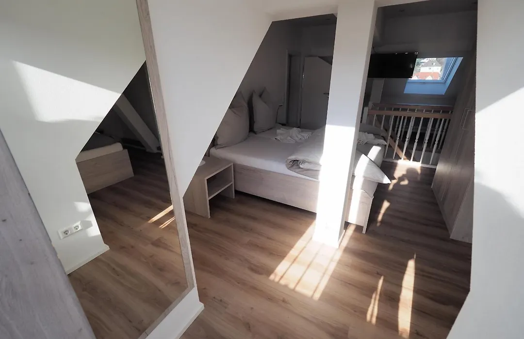 Hotel Delphi-1