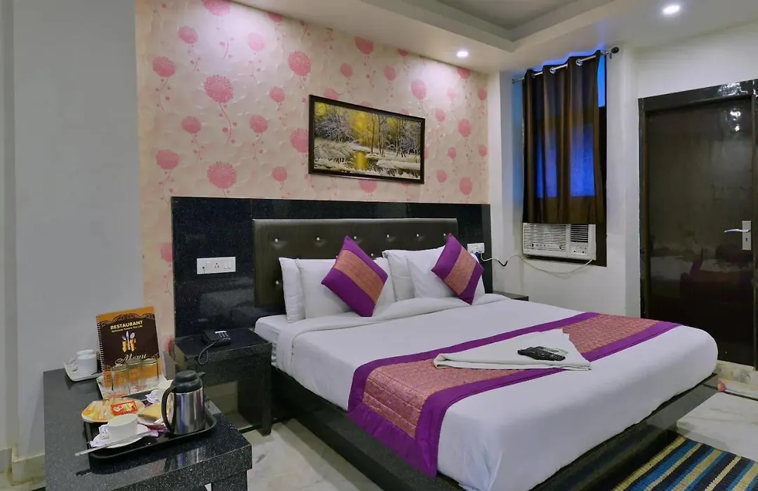 Glace Stay Inn Near Igi Airport New Delhi-1