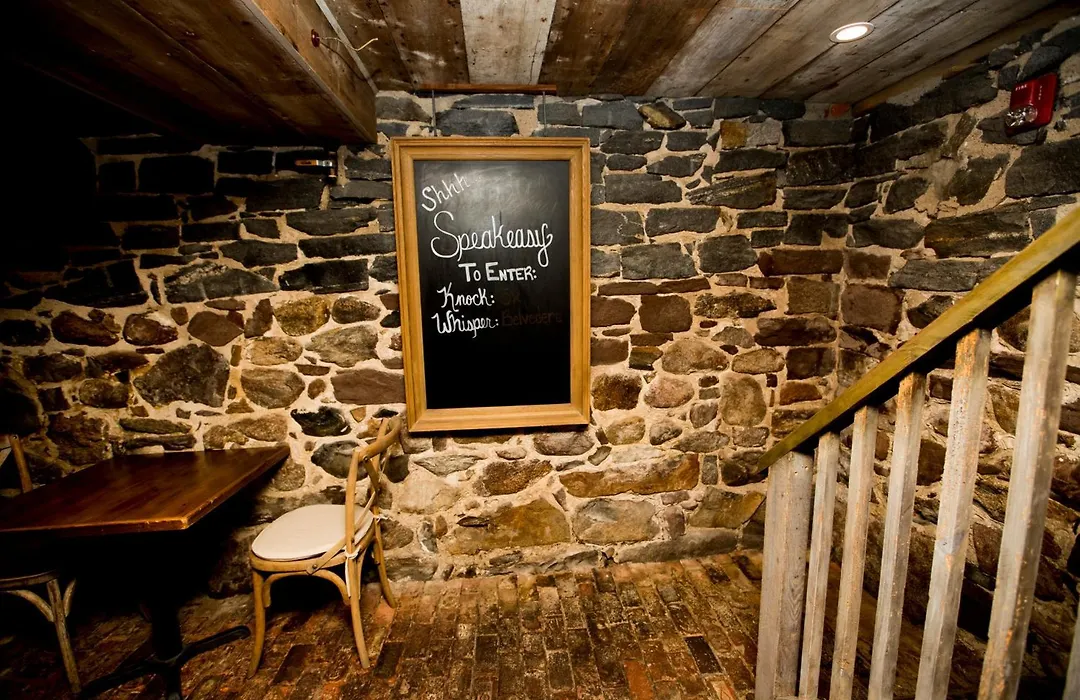 Jedediah Hawkins Inn-1