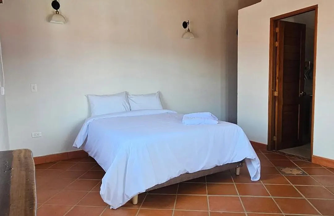 Hotelcasablancavilladeleyva-1