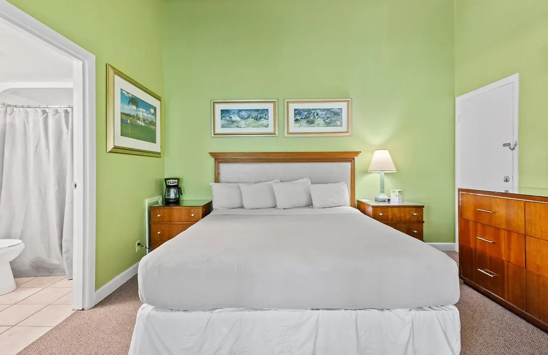 Oceanfront Inn Room #11-1