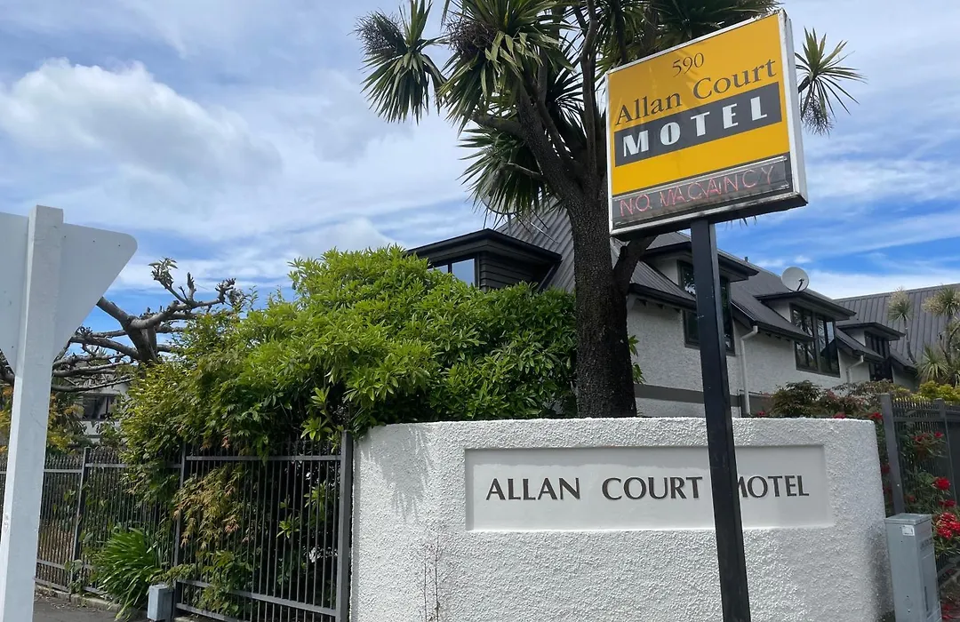 Allan Court Motel-1