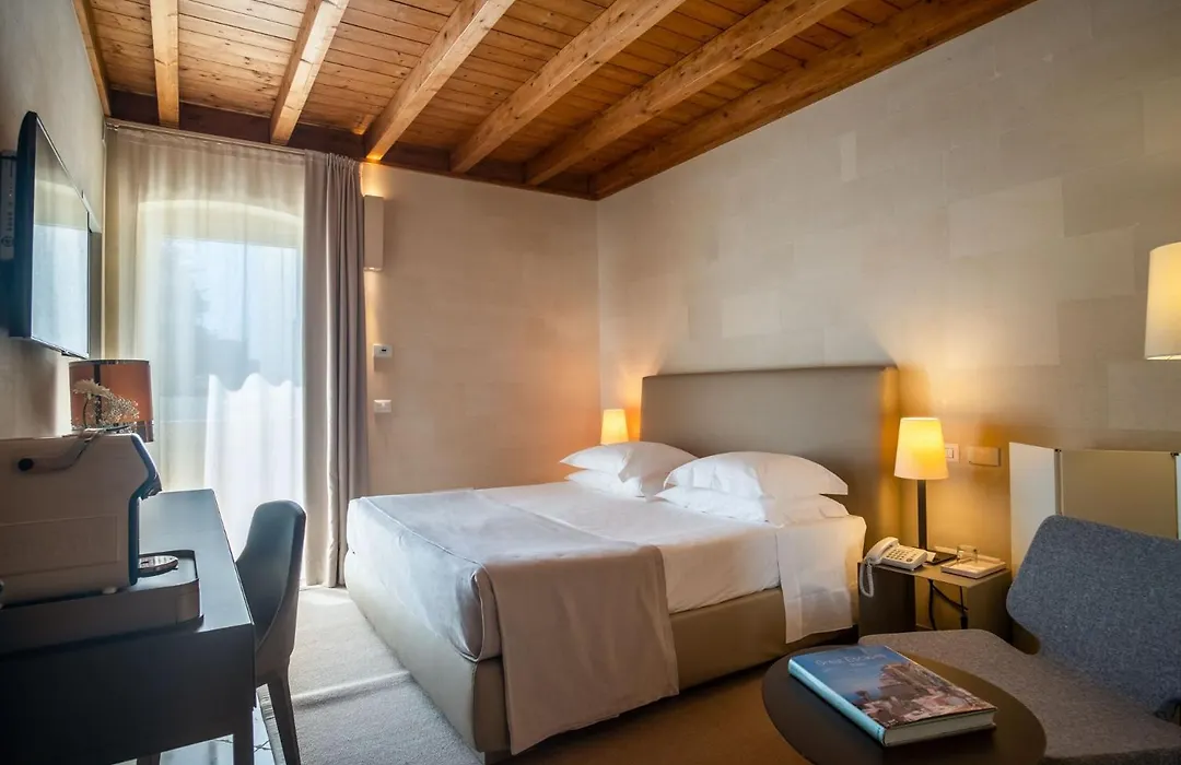 La Fiermontina Luxury Home Hotel-1