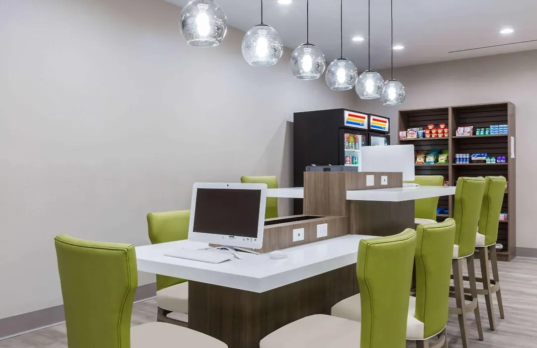 Days Inn & Suites By Wyndham Houston Nw Cypress-1