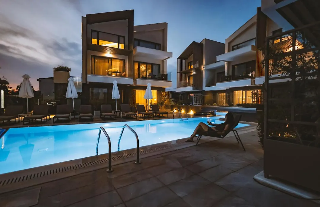 Serenity Suites-1