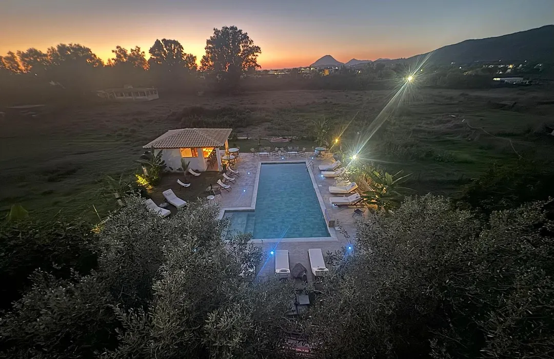 Kapetanios Luxury-1