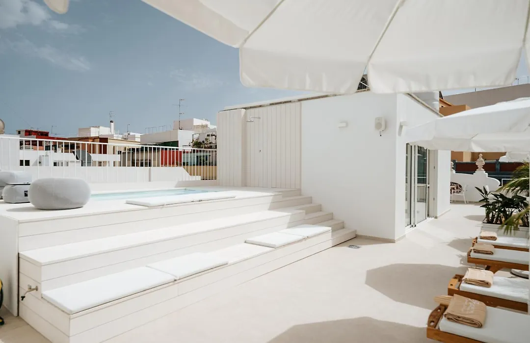Emblematico F24-Only Adults B&B-1