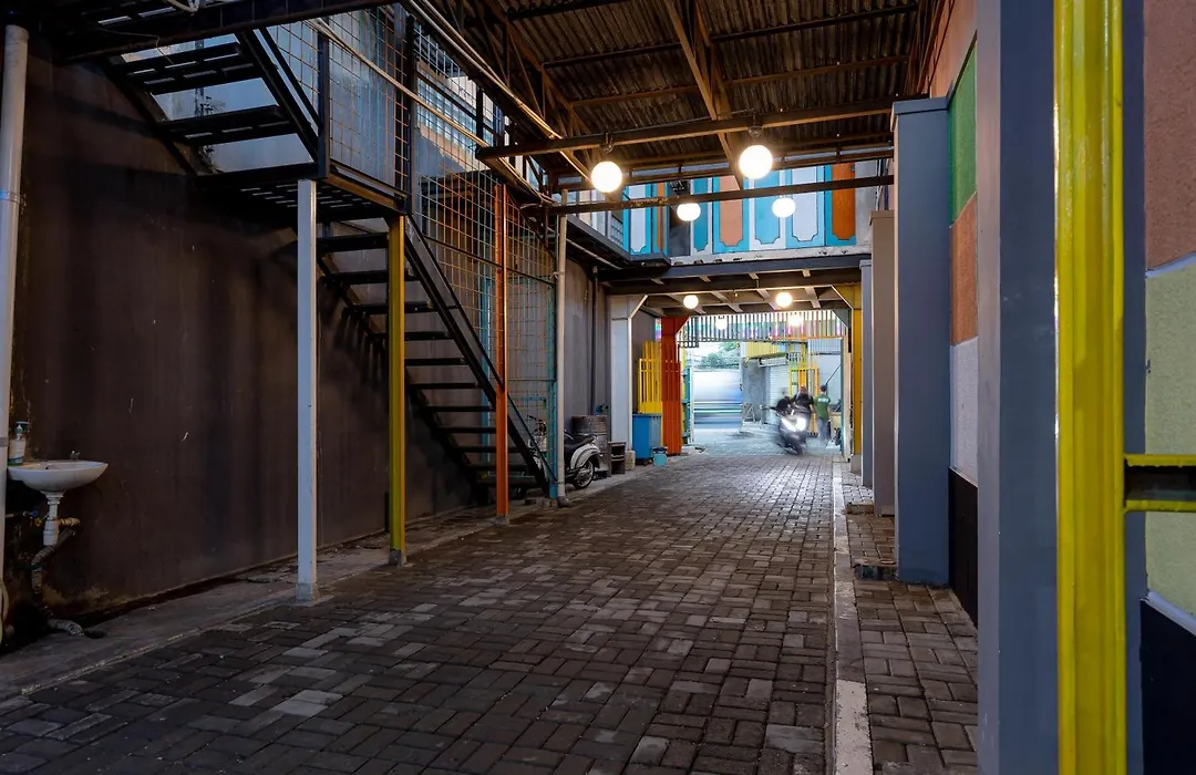 Sans Hotel Rumah Kita Daan Mogot-1