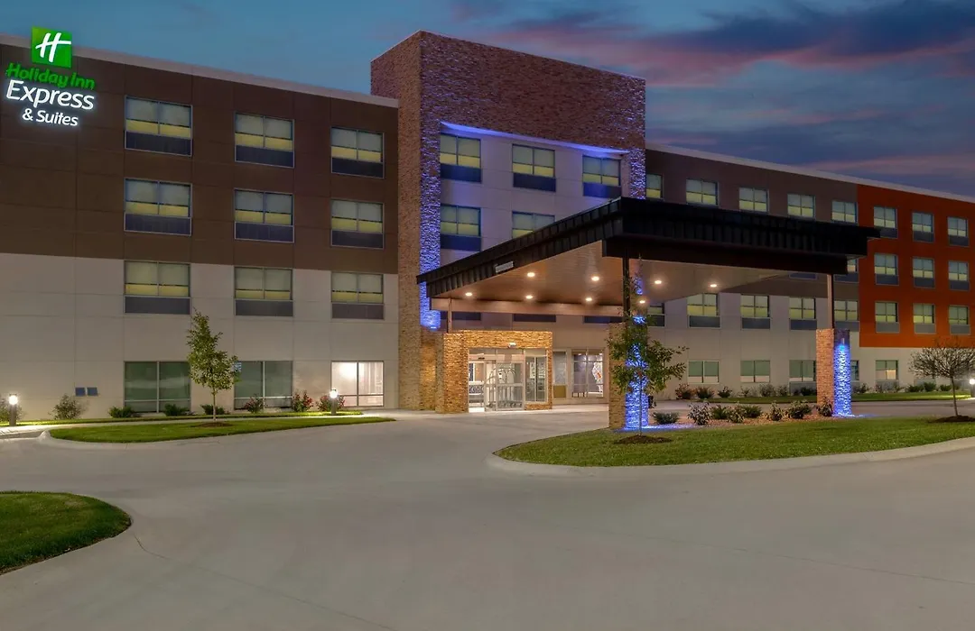 Holiday Inn Express & Suites Alton St Louis Area By Ihg-1