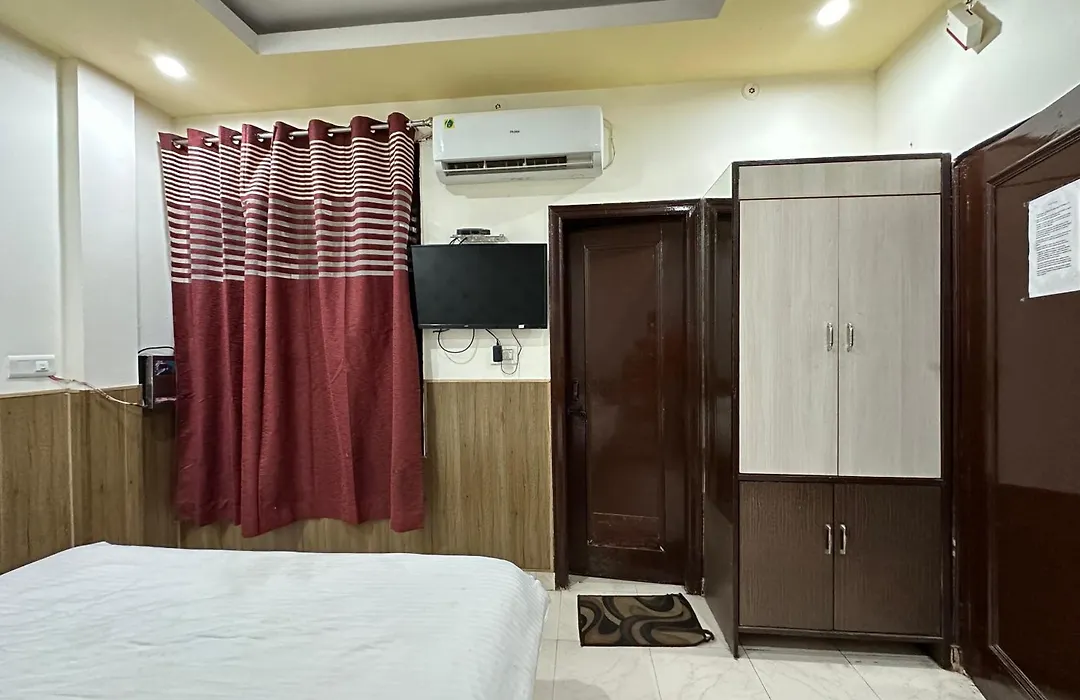 Hotel Ace-1