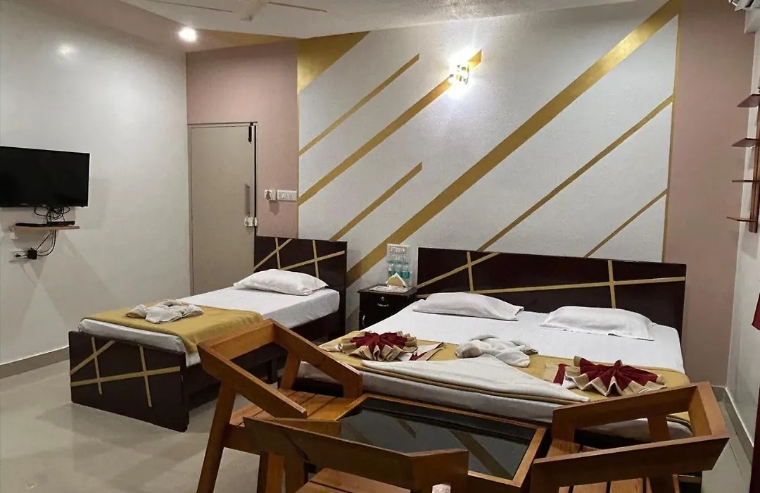Royal Comfort Inn-1