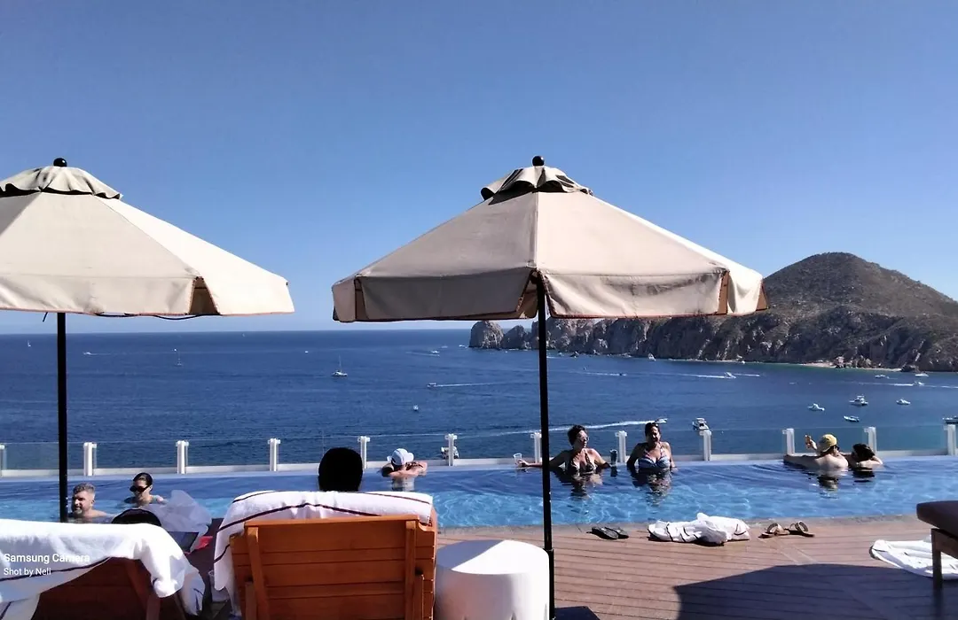 Cabo Bay-1