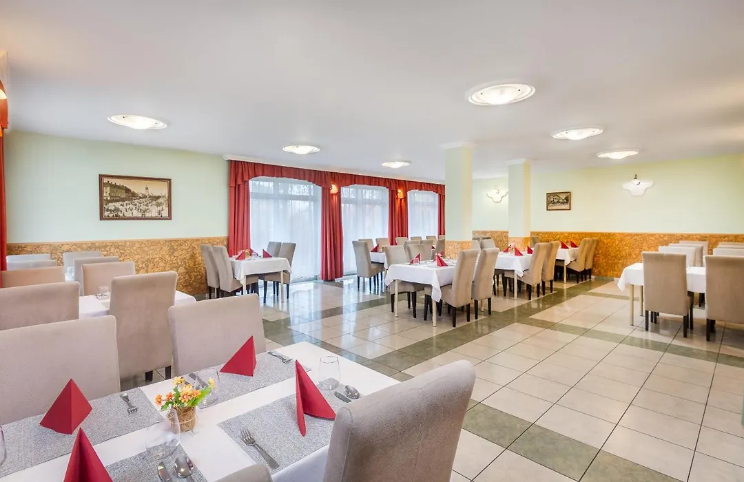 Platan Hotel-1