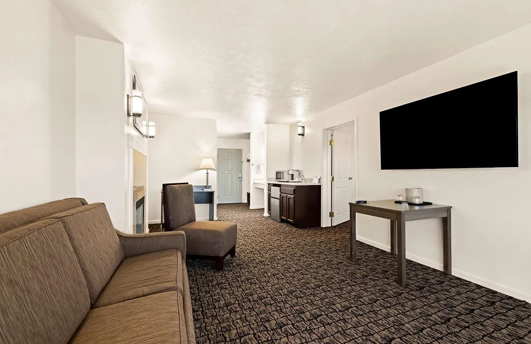 Best Western El Centro Inn-1