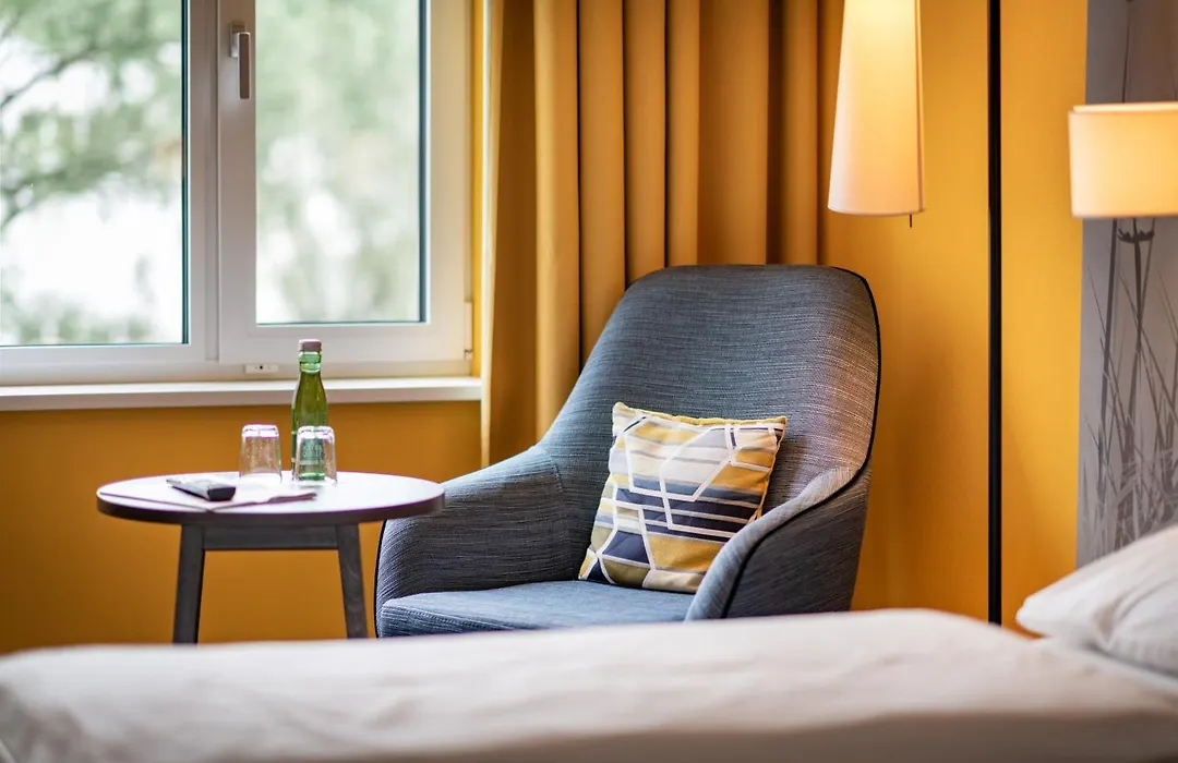 Hwest Hotel-1
