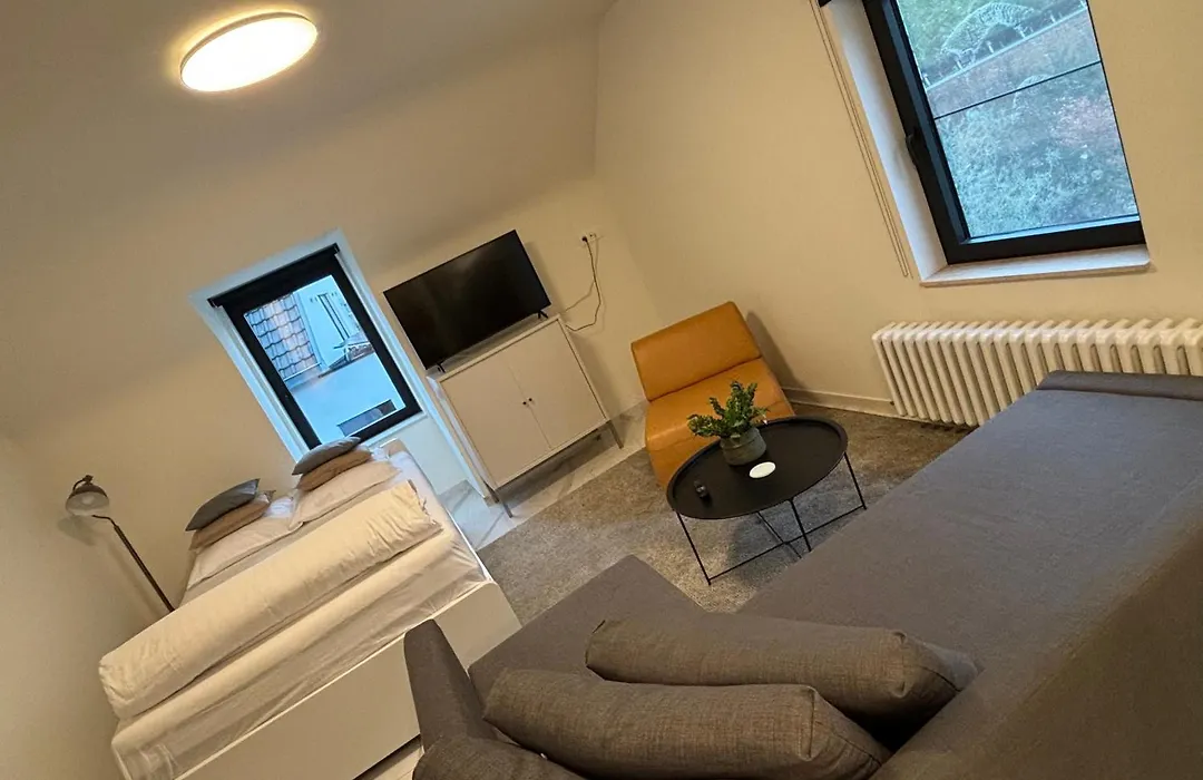 Nummer 151 Villastudios-1