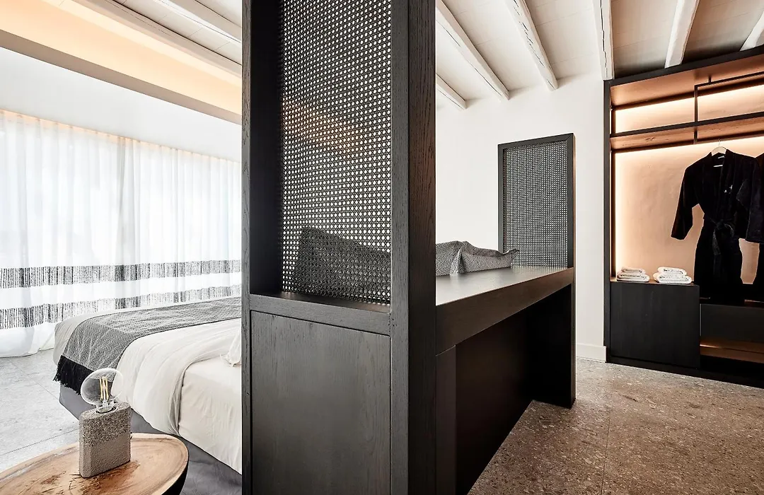 Amazon Resort And Spa, A Member Of Mykonos Highlights-1