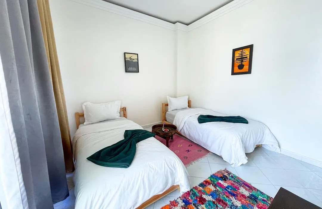Locals Taghazout Surfcamp-1